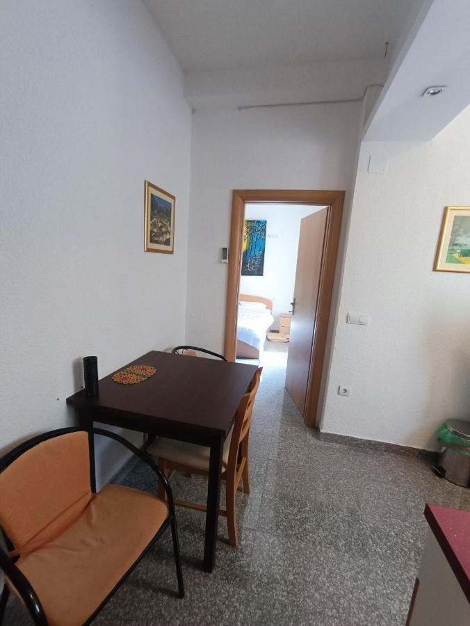 Apartmani Centar Стариград-Пакленица Экстерьер фото