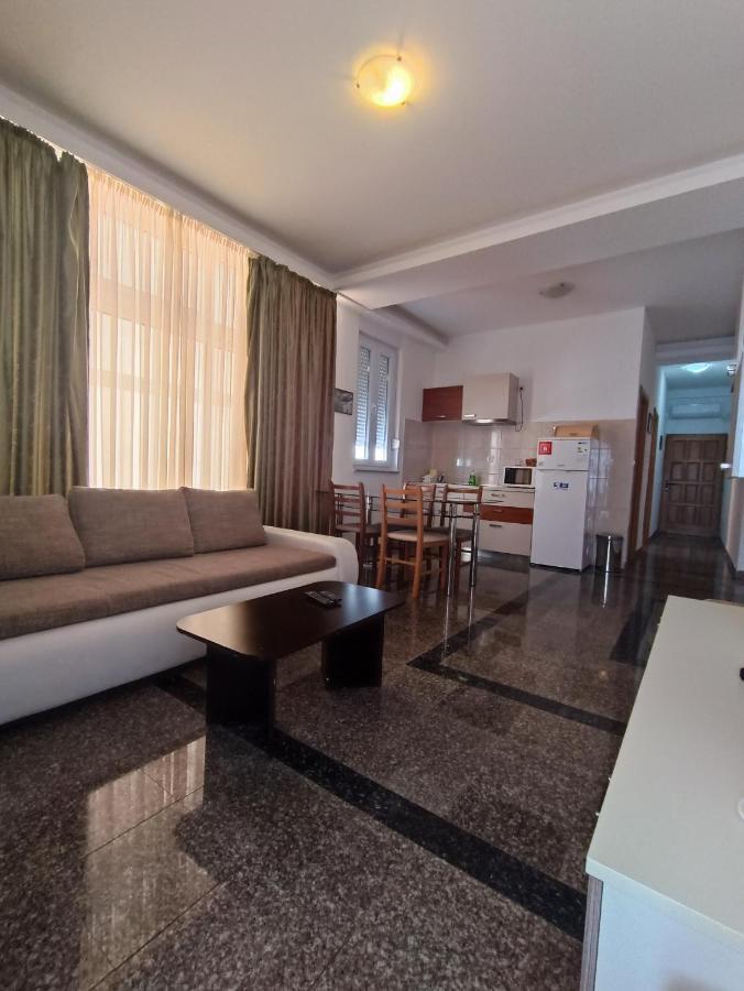 Apartmani Centar Стариград-Пакленица Экстерьер фото